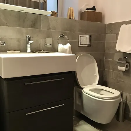 Apartment Perfect 2 *